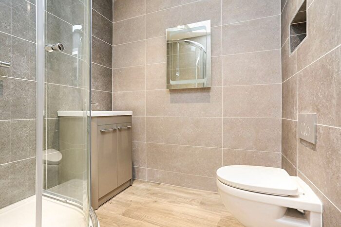 2 Bedroom Flat To Rent In Avon Drive, Whetstone, Leicester, LE8