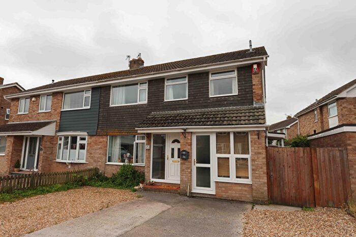 4 Bedroom Semi-Detached House For Sale In Pill Way, Clevedon, BS21
