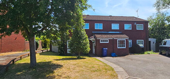 4 Bedroom Semi-Detached House For Sale In Churchward Close, Penfields, Stourbridge, DY8