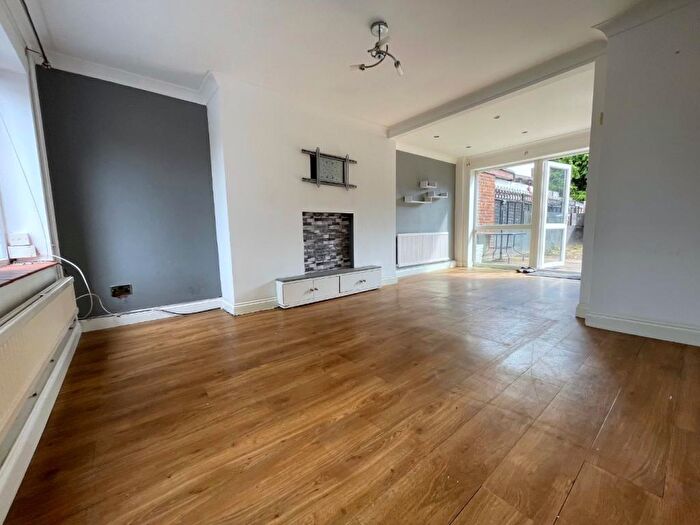 3 Bedroom House To Rent In Belsize Road, Hemel Hempstead, HP3