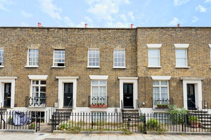 3 Bedroom Terraced House To Rent In Walcot Square, London, SE11