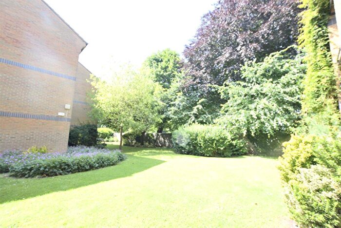 1 Bedroom Apartment To Rent In Beaufort Heights, Bristol, Somerset, BS5