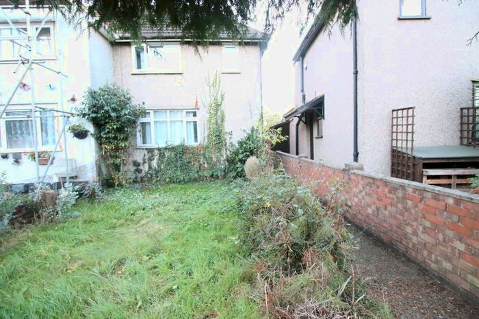3 Bedroom Terraced House To Rent In Elbow Meadow, Old Bath Road, Slough, Berkshire SL3