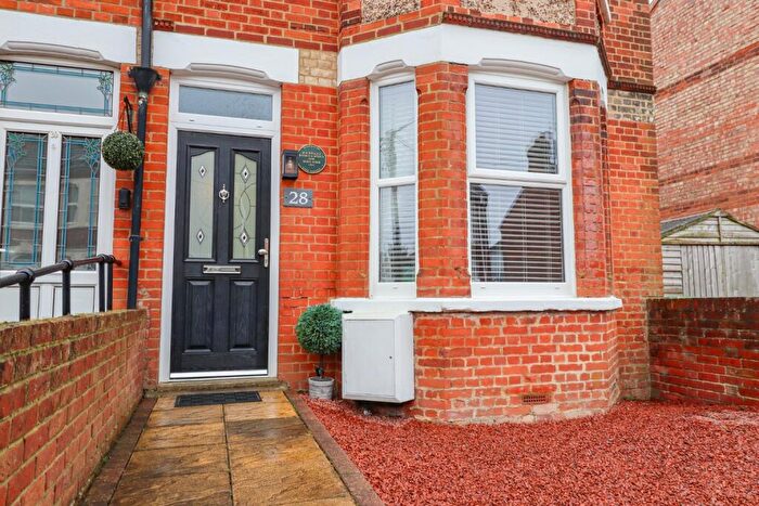 4 Bedroom End Of Terrace House For Sale In Hunstanton, Norfolk, PE36