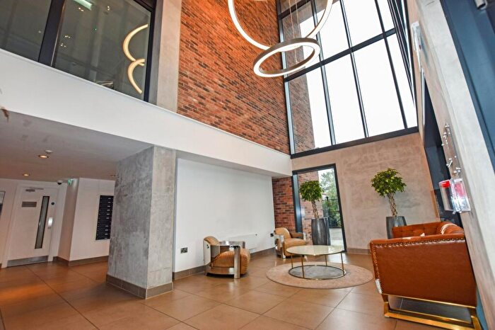 2 Bedroom Flat To Rent In Wilburn Basin, Ordsall Lane, Salford, M5