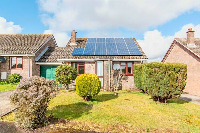 2 Bedroom Bungalow To Rent In Pendray Gardens, Dobwalls, Liskeard, PL14