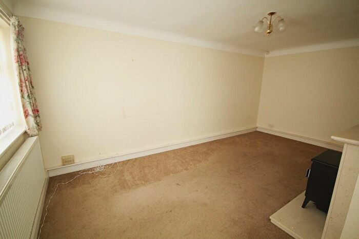 2 Bedroom Detached Bungalow For Sale In Willow Lane, Pentre, CH5