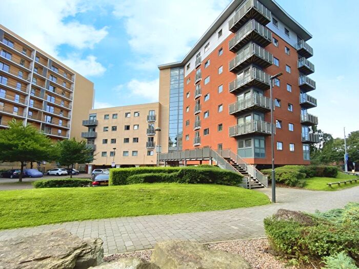 1 Bedroom Flat To Rent In City Walk, Leeds, West Yorkshire, LS11