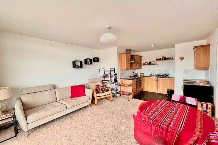 2 Bedroom Flat To Rent In Tynemouth Pass, Gateshead, NE8