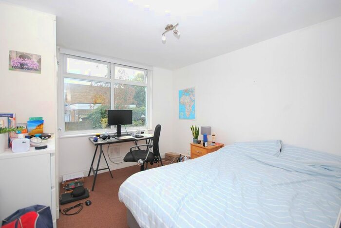 2 Bedroom Flat To Rent In Arodene Road, Brixton, SW2