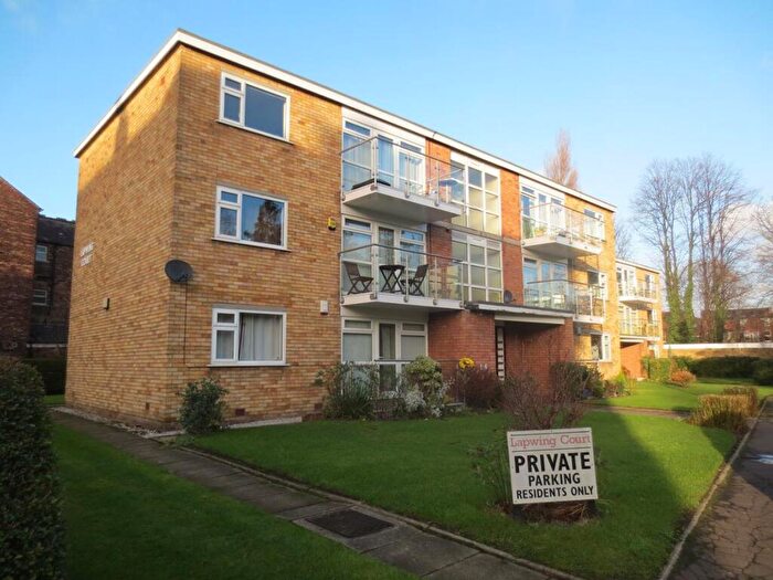 2 Bedroom Apartment To Rent In Lapwing Court, Lapwing Lane, M20