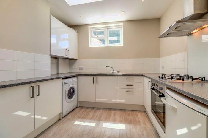 1 Bedroom Flat To Rent In Suffolk Road, Cheltenham GL50