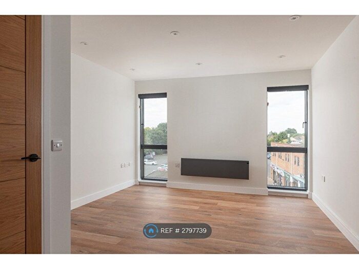 1 Bedroom Flat To Rent In High Street, Kidlington, OX5