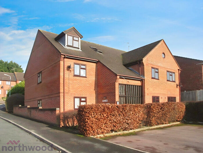 1 Bedroom Flat To Rent In Groom Court, Old Coach Drive, High Wycombe, HP11