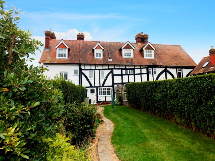 3 Bedroom Terraced House To Rent In School Path, Barcombe, BN8