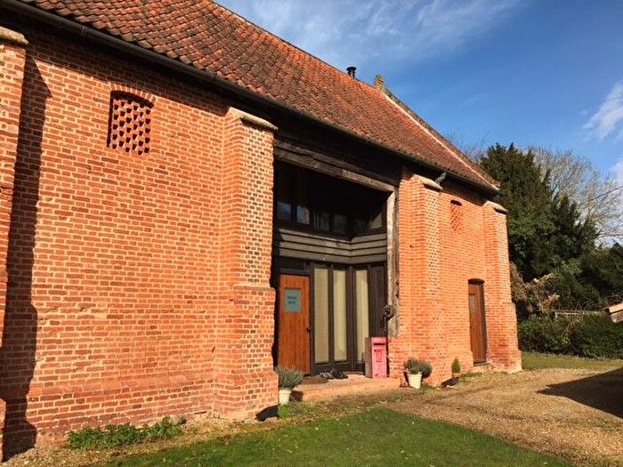 5 Bedroom Barn Conversion To Rent In Dunston Common, Norwich, NR14
