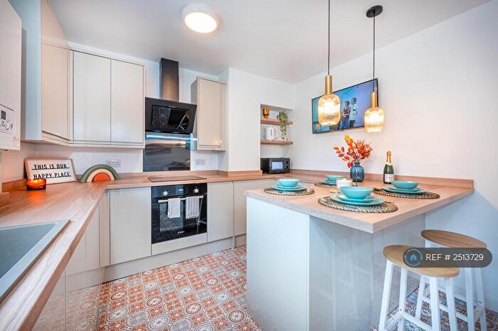 4 Bedroom Semi-Detached House To Rent In Lydney Road, Southmead, Bristol, BS10