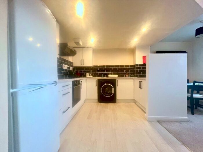 2 Bedroom Apartment To Rent In Columbia Place, Fornham Street, Sheffield, S2