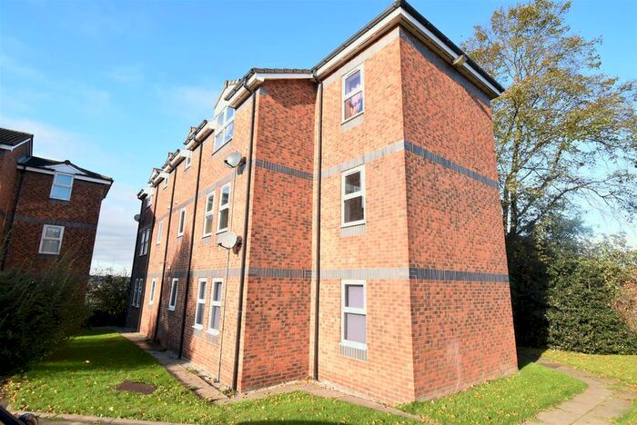 2 Bedroom Flat To Rent In Howden Way, Wakefield WF1