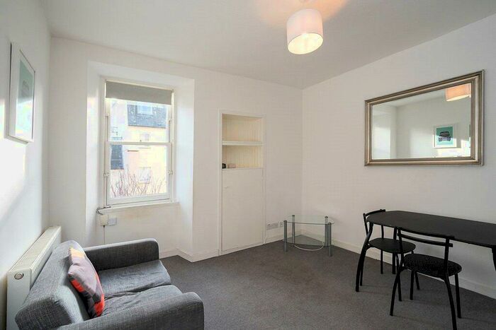 1 Bedroom Flat To Rent In Caledonian Crescent, Edinburgh, EH11
