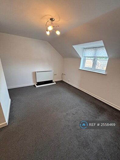 2 Bedroom Flat To Rent In St James Court, Darlington, DL1