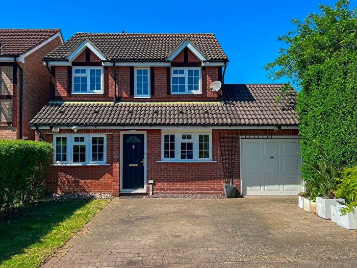 3 Bedroom Detached House For Sale In St. Barnabas Gardens, West Molesey, KT8