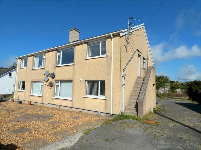 2 Bedroom Apartment To Rent In Ffordd Cynan, Penrhosgarnedd, Bangor, LL57