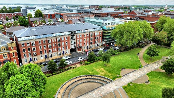 2 Bedroom Flat To Rent In Palmyra Square North, Warrington, WA1