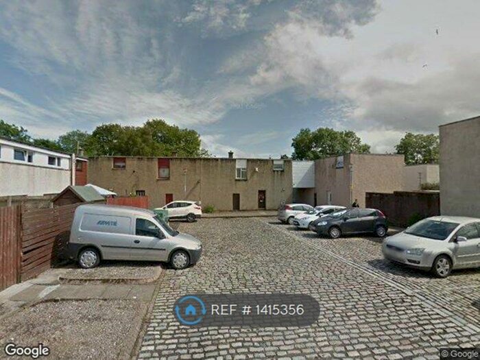 4 Bedroom Terraced House To Rent In Torbrex Road, Cumbernauld, Glasgow, G67