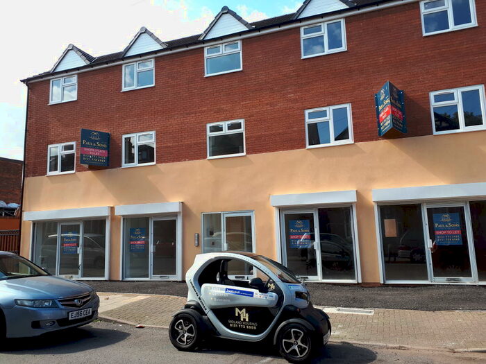 1 Bedroom Flat To Rent In Razia Apartments, Fulham Road, B11