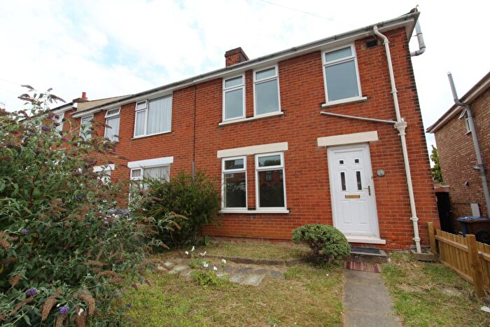 3 Bedroom Semi Detached House To Rent In Bennett Road, Ipswich, IP1