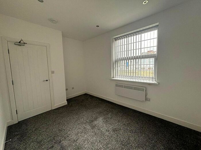 2 Bedroom Apartment To Rent In Bridge Street West, Newtown, Birmingham, B19