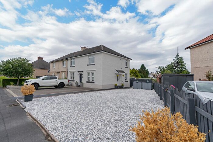 2 Bedroom Flat For Sale In Mavisbank Gardens, ML4