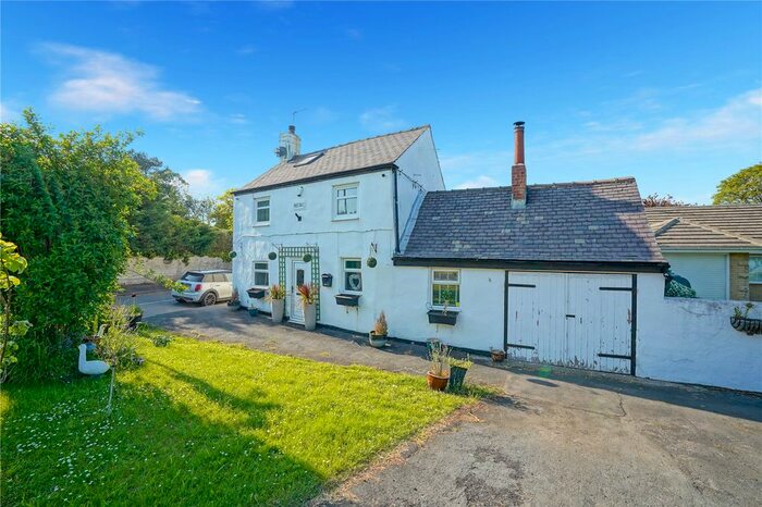 2 Bedroom Detached House For Sale In Stainton Lane, Stainton, Rotherham, South Yorkshire, S66