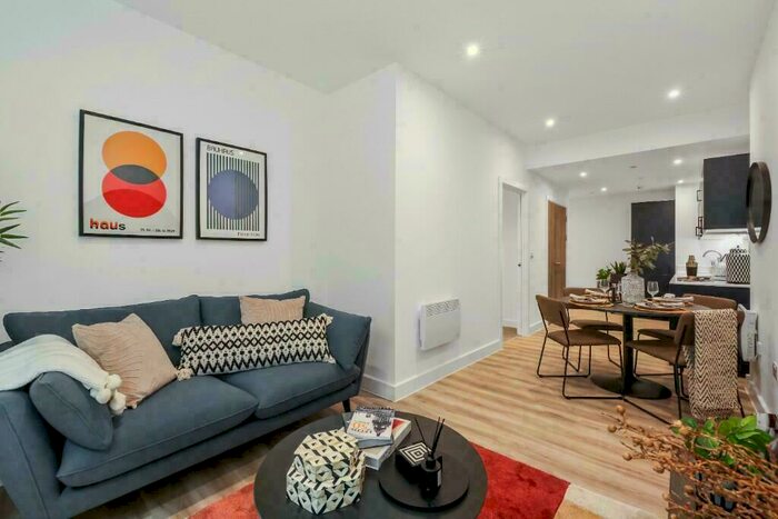 1 Bedroom Apartment To Rent In St Cecila Street, Leeds, LS2