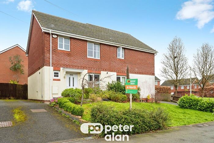 3 Bedroom Semi Detached House For Sale In Gors Avenue, Townhill, Swansea, SA1