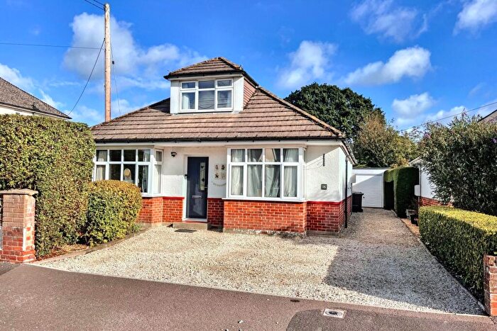 3 Bedroom Detached Bungalow For Sale In Fordingbridge, SP6