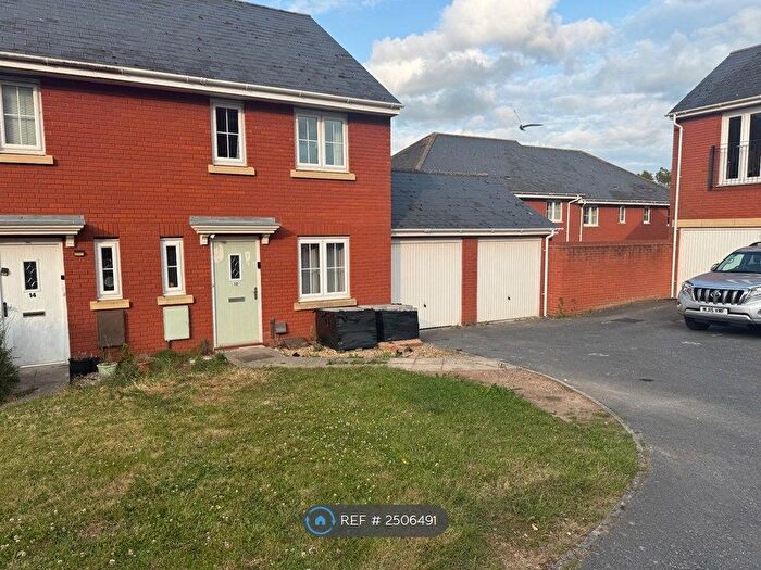 3 Bedroom Semi-Detached House To Rent In Unicorn Street, Exeter, EX2