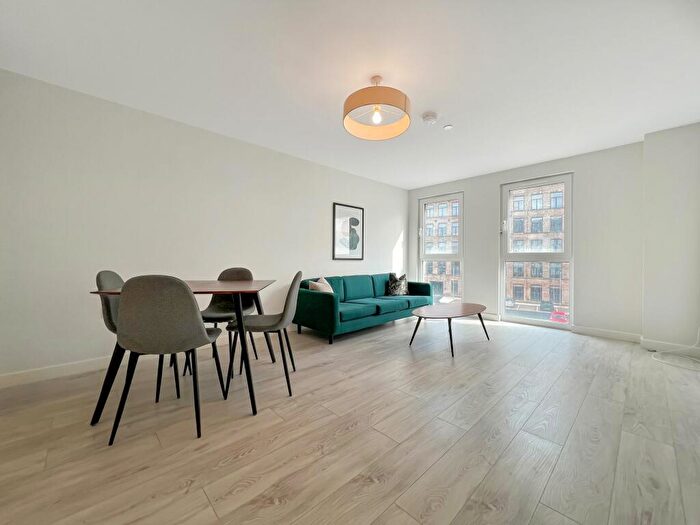 2 Bedroom Apartment To Rent In Block E, Victoria Riverside, Atkinson Street, Leeds, LS10