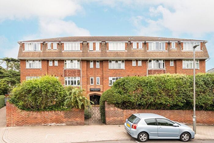 Studio To Rent In Inner Park Road, Southfields, SW19