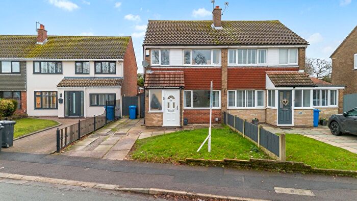 3 Bedroom Semi Detached House For Sale In Wroxham Road, Great Sankey, WA5