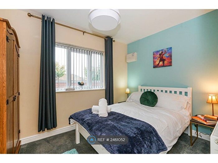 1 Bedroom Flat To Rent In Eccles Town Centre, Eccles, M30