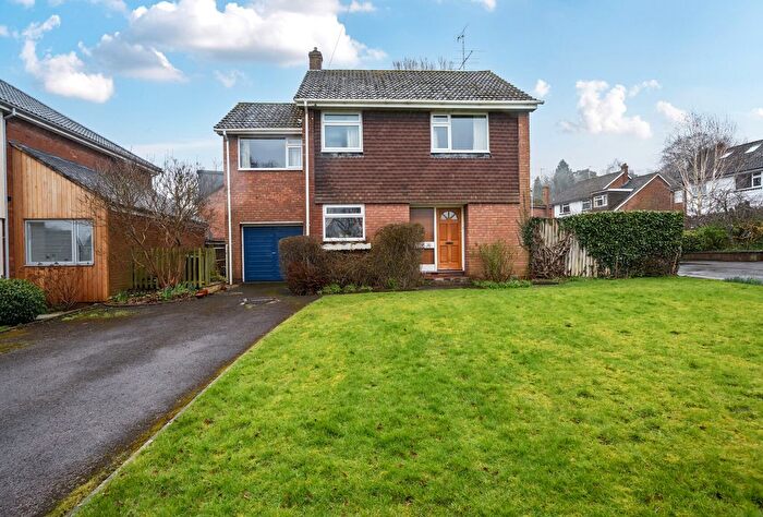 4 Bedroom Detached House For Sale In Collum End Rise, Leckhampton, Cheltenham, GL53