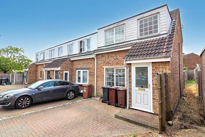 3 Bedroom Terraced House To Rent In Lobelia Close, Springfield, Chelmsford, CM1