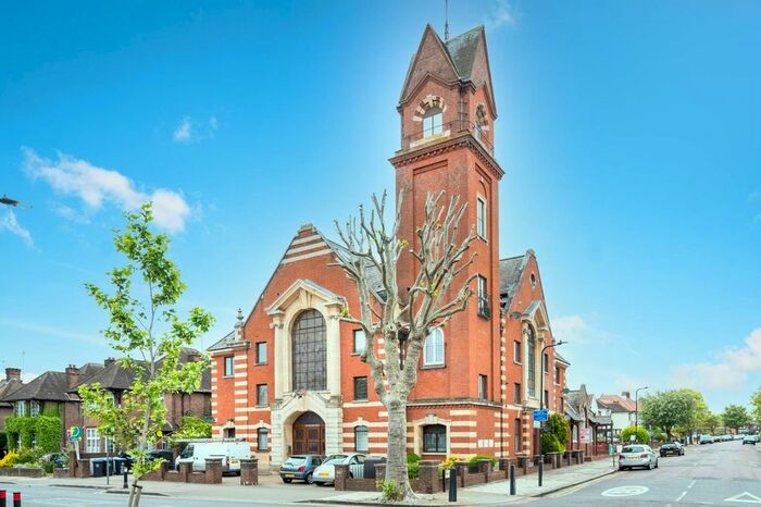 3 Bedroom Maisonette To Rent In Anson Road, Willesden Green, London, NW2