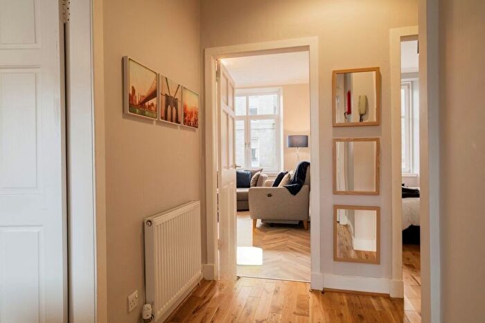 2 Bedroom Flat To Rent In Urquhart Street, City Centre, Aberdeen, AB24