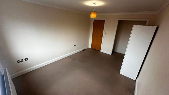 1 Bedroom Apartment To Rent In Park Street - Central Luton - Bedroom With Parking -, LU1