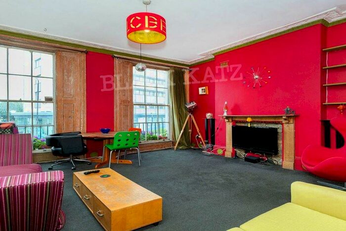 2 Bedroom Flat To Rent In Camden Road, NW1