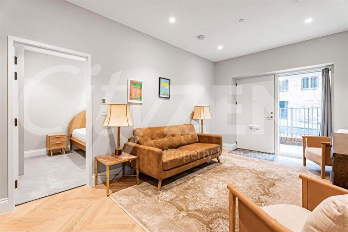 2 Bedroom Flat To Rent In Explorer Way, London, NW7