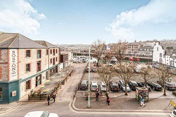 2 Bedroom Flat To Rent In Vauxhall Street, The Barbican, Plymouth, PL4